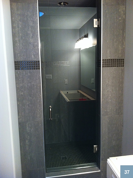 Shower with narrow entrance